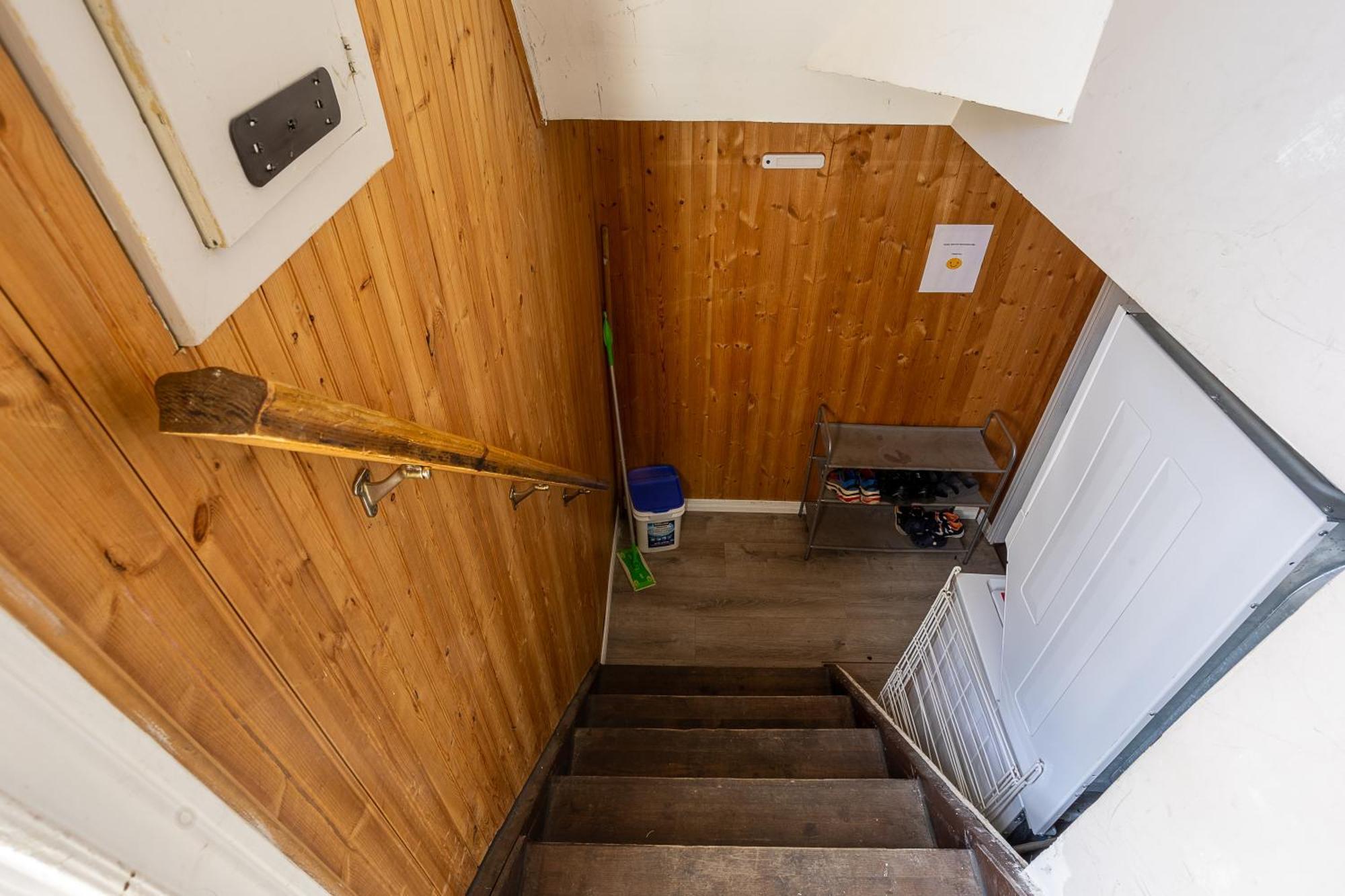 Homestay A With Tv & Netflix In Walkout Basement Pickering